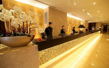 京御酒店前台工作总结6篇